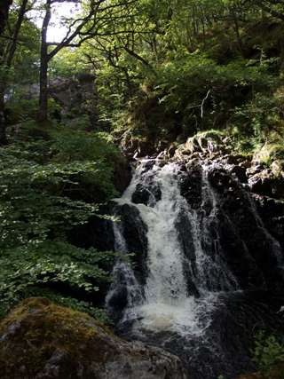 Wales, waterval ten zuiden van Betws-y-Coedd Wales, waterval ten zuiden van Betws-y-Coedd