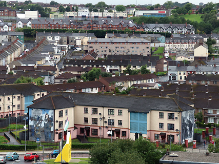 (London)derry, foto vanaf de muur Londonderry, foto vanaf de muur