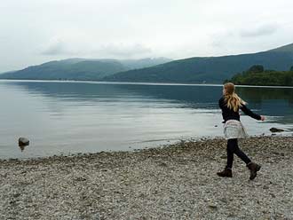 steentjes laten stuiten op Loch Lomond steentjes laten stuiten op Loch Lomond