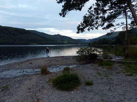 loch lubnaig, avondwandeling bij het huisje loch lubnaig, avondwandeling bij het huisje