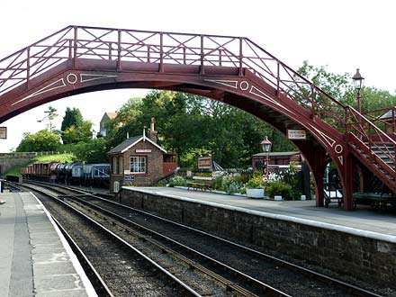 station Goathland, loopbrug (foto tijdens rondrit) station Goathland, loopbrug (foto tijdens rondrit)